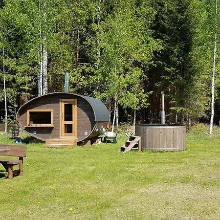 Gostinjska kuća Paehni Kuelalistemaja Rouge