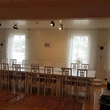 Paehni Kuelalistemaja Gostinjska kuća Rouge