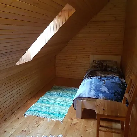 Paehni Kuelalistemaja Rouge